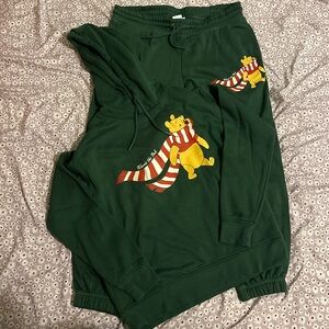 Disney Green Set with Winnie the Pooh Design